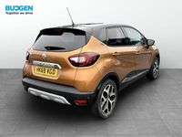 Used Renault Captur GT-Line 90 HP (66 kW) 2019 Orange/black SUV