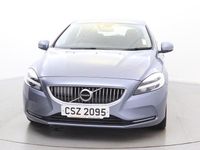 Begagnad Volvo V40 Inscription 152 HK (111 kW) 2018 Blå Halvkombi