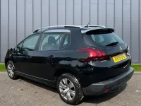 Używany Peugeot 2008 Active 81 KM (59 kW) 2019 Czarny SUV