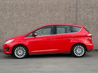 Usado Ford C-MAX Titanium 2015 Rojo Monovolumen