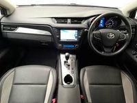 Used Toyota Avensis Design 147 HP (108 kW) 2018 Silver Sedan