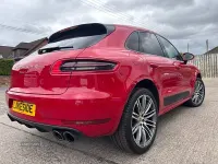 Used Porsche Macan S 335 HP (246 kW) 2018 Red SUV