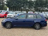 Used VW Golf VII SE 115 HP (84 kW) 2018 Blue Estate