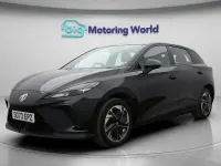 Begagnad MG MG4 EV SE 319 kW (435 HK) 2024 Halvkombi