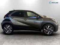 Used Toyota Aygo X 72 HP (52 kW) 2023 Green SUV