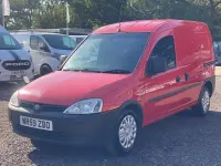 Used Vauxhall Combo 75 HP (55 kW) 2010 Red MPV