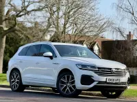 Używany VW Touareg R-line 286 KM (210 kW) 2018 Biały SUV