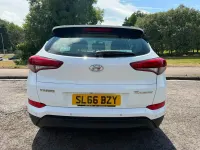 Used Hyundai Tucson SE 2016 White SUV