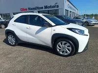 Used Toyota Aygo X PURE 72 HP (52 kW) 2023 White SUV