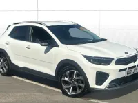 Used Kia Stonic GT-Line 120 HP (88 kW) 2021 White SUV