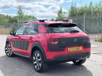 Used Citroën C4 Cactus Flair 2015 Red Hatchback
