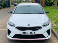 Begagnad Kia ProCeed GT 204 HK (150 kW) 2019 Vit Kombi