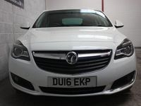 Used Vauxhall Insignia SRi 2016 White Hatchback