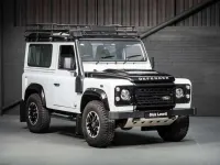 Used Land Rover Defender Adventure 120 HP (88 kW) 2016 White Estate