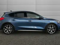 Used Ford Focus Active X 123 HP (90 kW) 2019 Blue Hatchback