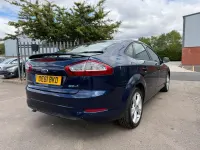 Used Ford Mondeo Zetec 115 HP (84 kW) 2011 Blue Hatchback