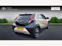 Used Toyota Aygo X 72 HP (52 kW) 2025 Beige SUV