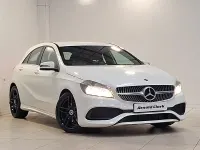 Begagnad Mercedes A180 AMG line 109 HK (80 kW) 2018 Vit Halvkombi