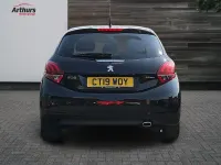 Used Peugeot 208 GT-line 108 HP (79 kW) 2019 Black Hatchback