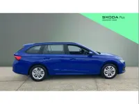 Usado Skoda Octavia SE 110 HP (80 kW) 2022 Azul Carrinha