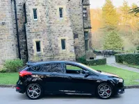 Used Ford Focus ST 185 HP (136 kW) 2015 Black Hatchback