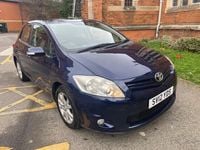Used Toyota Auris 132 HP (97 kW) 2012 Blue Hatchback