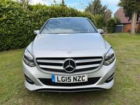 Begagnad Mercedes B200 Executive 2015 Silver Minibuss