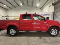 Used Toyota HiLux 171 HP (125 kW) 2015 Red Pickup