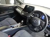 Used Toyota C-HR 122 HP (89 kW) 2017 Silver SUV