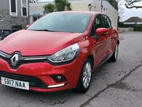 Used Renault Clio IV Dynamique 2017 Red Hatchback