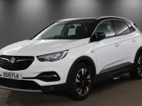 Used Vauxhall Grandland X Design Edition 2019 White SUV