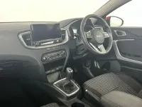 Used Kia Ceed 138 HP (101 kW) 2025 Red Hatchback