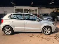 Usado VW Polo Edition 90 HP (66 kW) 2017 Prateado Citadino