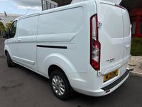 Used Ford Transit Custom Limited 130 HP (95 kW) 2021 White Van