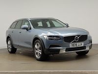 Used Volvo V90 CC 190 HP (139 kW) 2019 Blue Estate