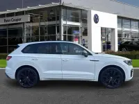 Używany VW Touareg Black Edition 286 KM (210 kW) 2023 Biały SUV