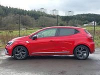 Used Renault Clio V RS Line 90 HP (66 kW) 2023 Red Hatchback