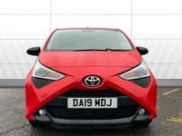 Used Toyota Aygo Trend 72 HP (52 kW) 2019 Red Hatchback