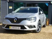 Usado Renault Mégane GrandTour Dynamique 130 HP (95 kW) 2017 Prateado Carrinha