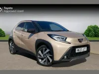 Used Toyota Aygo X 72 HP (52 kW) 2023 Beige SUV