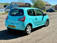 Used Renault Twingo Dynamique 75 HP (55 kW) 2012 Blue Hatchback