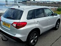 Käytetty Suzuki Vitara SZ5 120 HP (88 kW) 2018 Hopea Katumaasturi