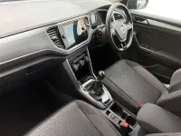 Used VW T-Roc Active 110 HP (80 kW) 2022 Grey SUV