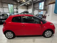 Used Citroën C1 Feel 68 HP (50 kW) 2016 Red Hatchback