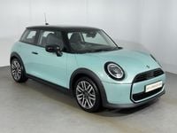 Used Mini Cooper Hatch 154 HP (113 kW) 2024 Green Hatchback