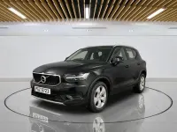 Usado Volvo XC40 Momentum 150 CV (110 kW) 2020 Negro SUV