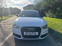 Begagnad Audi A1 S-Line 2013 Vit Halvkombi