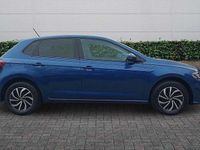 Used VW Polo Life 95 HP (69 kW) 2024 Blue Hatchback