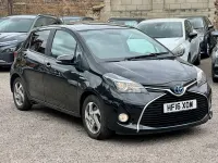 Used Toyota Yaris 101 HP (74 kW) 2016 Black Hatchback