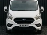 Used Ford Transit Custom Limited 130 HP (95 kW) 2019 White Van